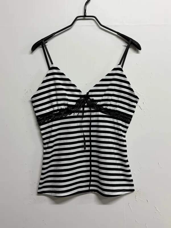 Y2k Emo Women Summer Streetwear Sexy Acubi V-neck Stripes Tank Tops Lace Trim Sleeveless Camisole Goth Grunge 2000s Alt Clothes — image 2