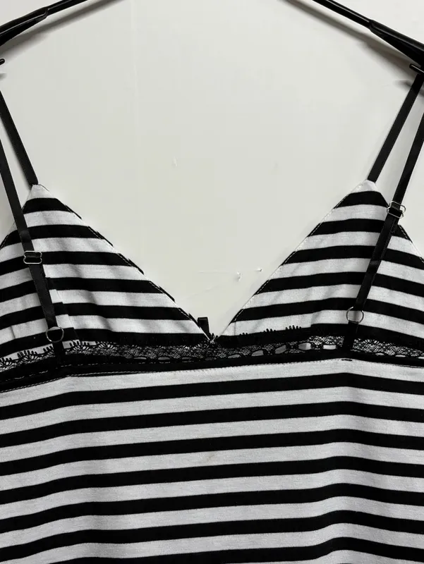 Y2k Emo Women Summer Streetwear Sexy Acubi V-neck Stripes Tank Tops Lace Trim Sleeveless Camisole Goth Grunge 2000s Alt Clothes — image 6