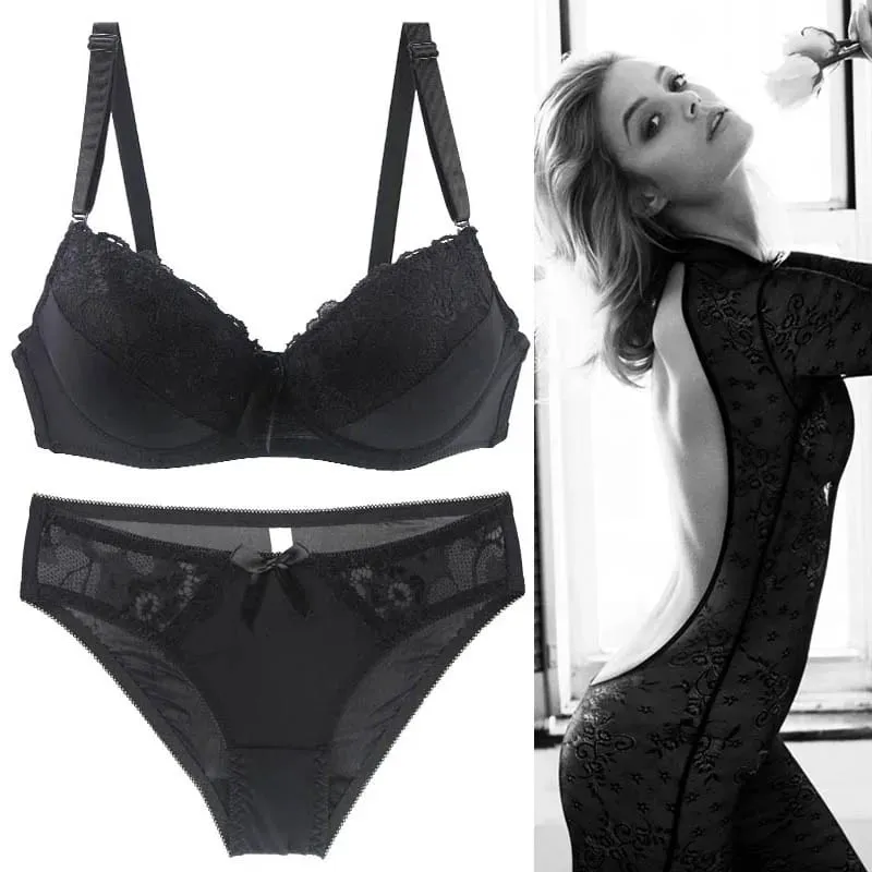 2021 Bagong Sexy Bra Sets Mga Produktong Hollow Out Thong Pambabae Lingerie Burdado Lace Womens BCDE Cup G-string Underwear Panties — image 4