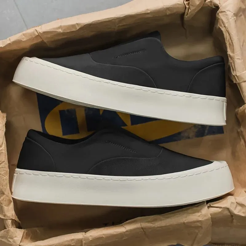 2026 Hot Sale Men's Chunky Platform Slip On Casual Shoes Breathable Soft Lazy Loafers Fashion Thick Sole Daily Walking Sneakers — image 4