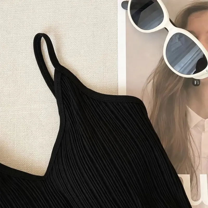 New V-neck Camisole Top Sleeveless Inside Wear Halter Undershirt One-piece Cup French Style Lingerie Summer