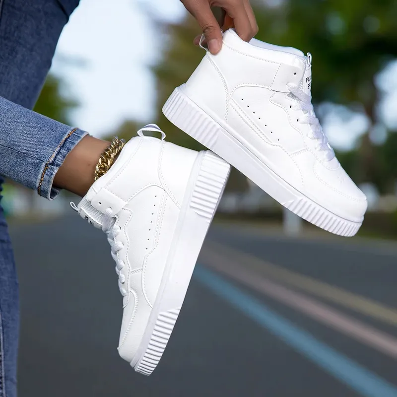 New Style Men's Casual Leather Shoes Trendy Breathable Versatile Sports White Sneakers Leather Trendy Shoes — image 2