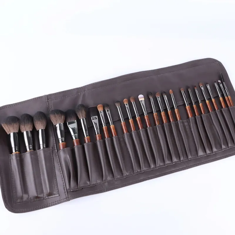 26Pcs Professional Makeup Brushes Set Animal Hair Foundation Eyeshadow Blending Blush Powder Brushes Cosmetic Tools Kit