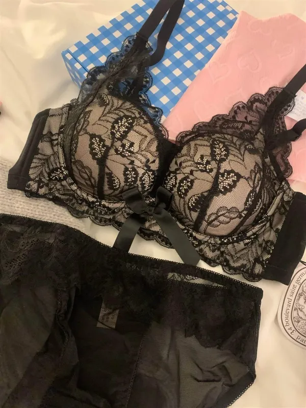 Žhavá prodejná bezdrátová krajková podprsenka Ženy Malé poprsí Silné vycpávky Push Up Lift Anti Sage Boční podpora Sexy spodní prádlo 32‑38 AB