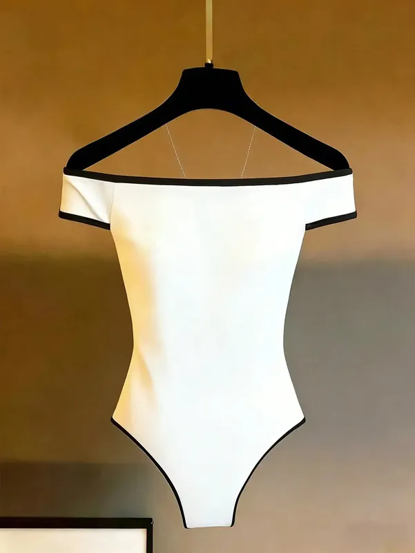 Women's Fitted Off-Shoulder Cami Bodysuit All-Season Y2K One-Shoulder. Body-Hugging Elegant Versatile for Dates — image 3
