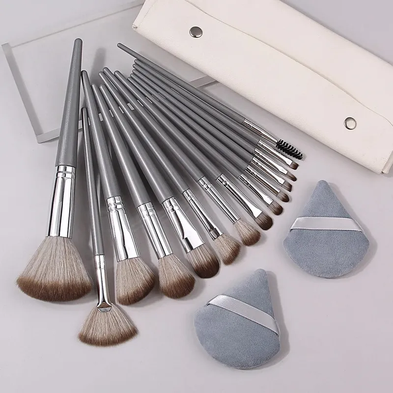 Soft Makeup Brushes Set with Triangle Powder Puff Portable Bag Foundation Blush Eyeshadow Blending Tools for Women Beginners