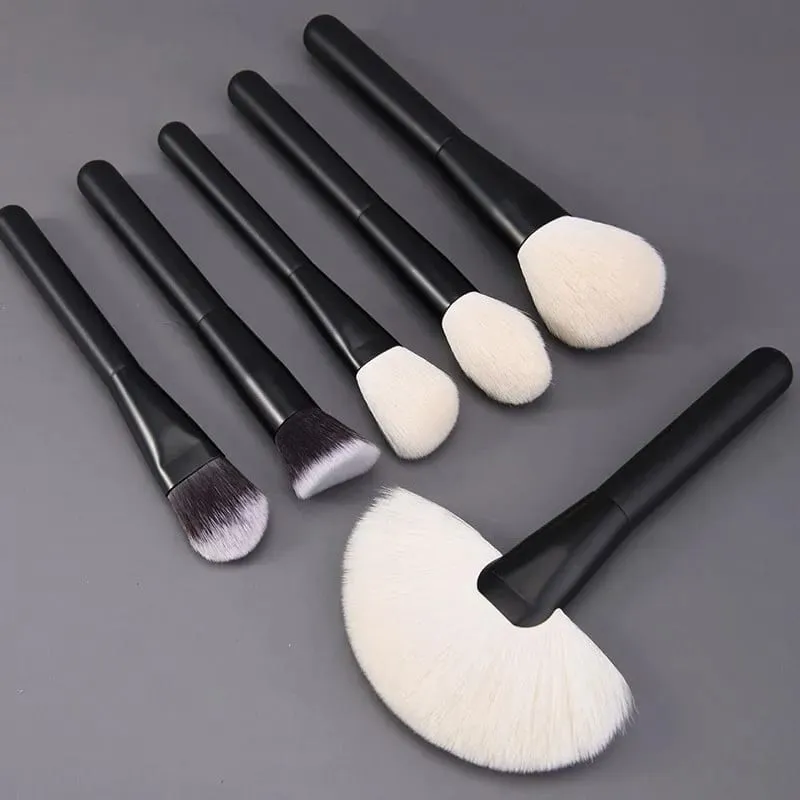 Natural Hair Makeup Brushes Travel Set 12PCS Portable With Eyebrow Eyeshadow Foundation Blending And Pouch — image 3
