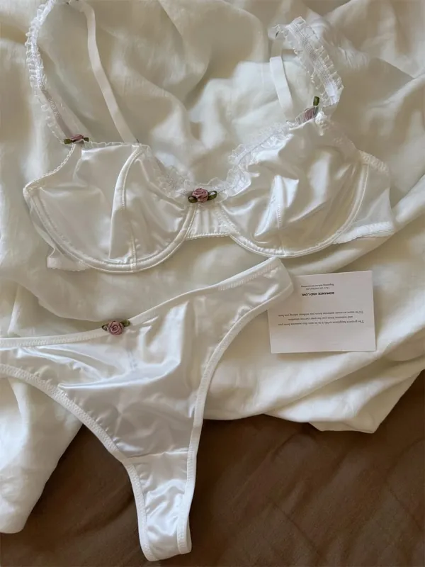 Palace-inspirerade vintage underkläder satinblommiga underkläder set med upplyftande push up kvinnor bh med kalsonger kostym dam stora s — image 2