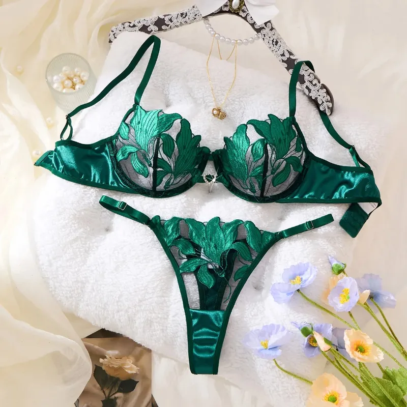 Embroidered Print Pajama Set - A Set Featuring a Floral Design Suitable for Women a Sexy Bra ZA824031 — image 8