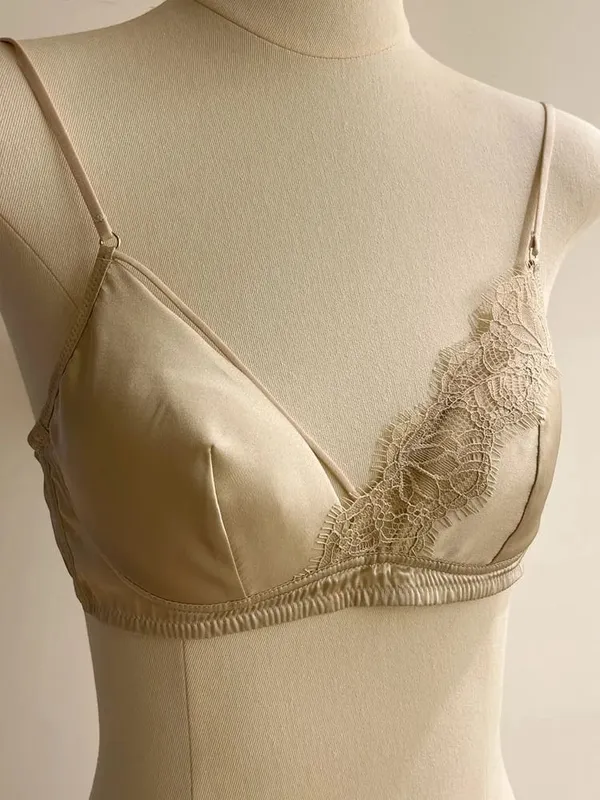 Bra Renda Gaya Perancis Bralette Payudara Kecil Tanpa Kawat Cangkir Segitiga Tali Tipis Set Lingerie Push Up Seksi Pakaian Dalam Wanita — image 5