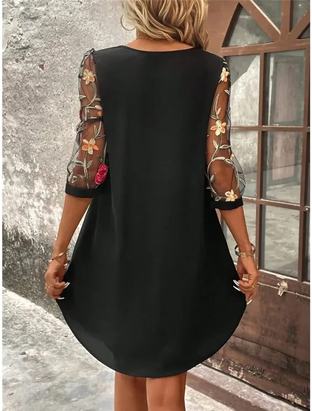 2026 Women's Summer Dresses Trendy Lace Splice Embroidery Mesh Mini Dress Three Quarter Sleeve Round Neck Casual Dress for Women — image 2