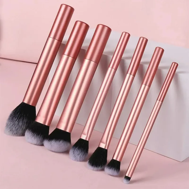 10pcs Pink Makeup Brush Set for Beginners Mini Portable Foundation Eyeshadow Brushes with Crystal Handle Includes Brush Pouch — image 24