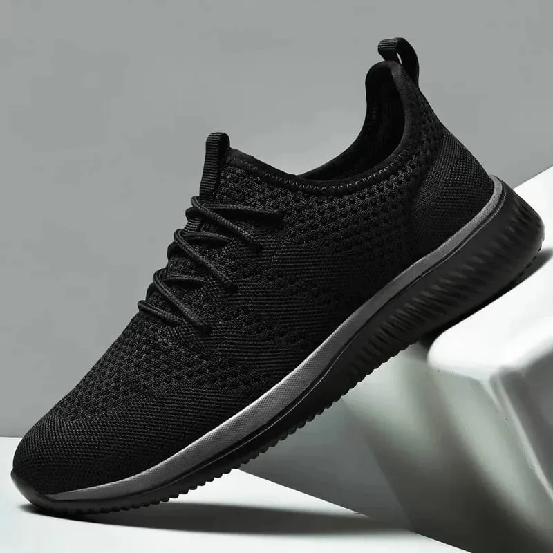 Men Casual Shoes Fashion Breathable Walking Mesh Flat Shoes Sneakers for Men Gym Vulcanized Shoes Black Sneakers