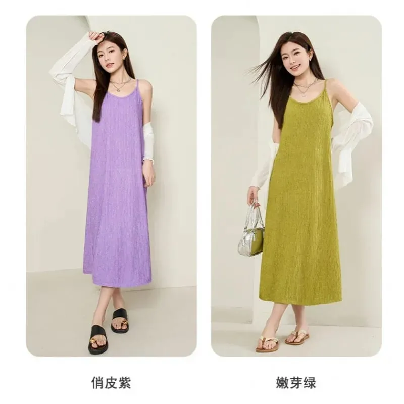 Original Black White Chiba Pleated Suspender Fashion Slimming Dress Pambabaeng Casual All-Match Loose Drooping Dress — image 5