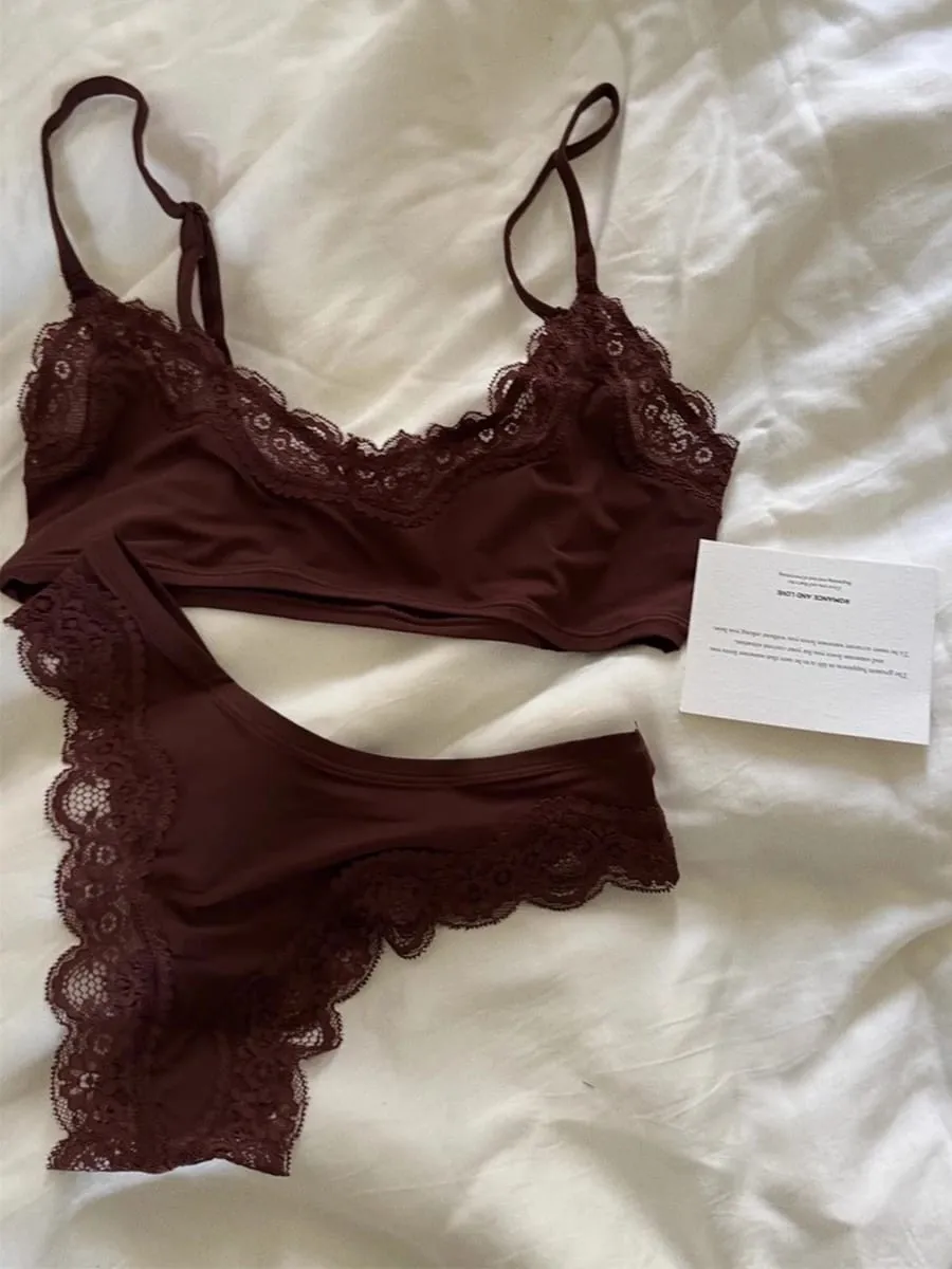Pink Lace Bra Set Woman Adjusted-strap Seamless Bras+sexy Low Waist Panties Solid Simple Sweet High Elasticity Lingerie Sets New