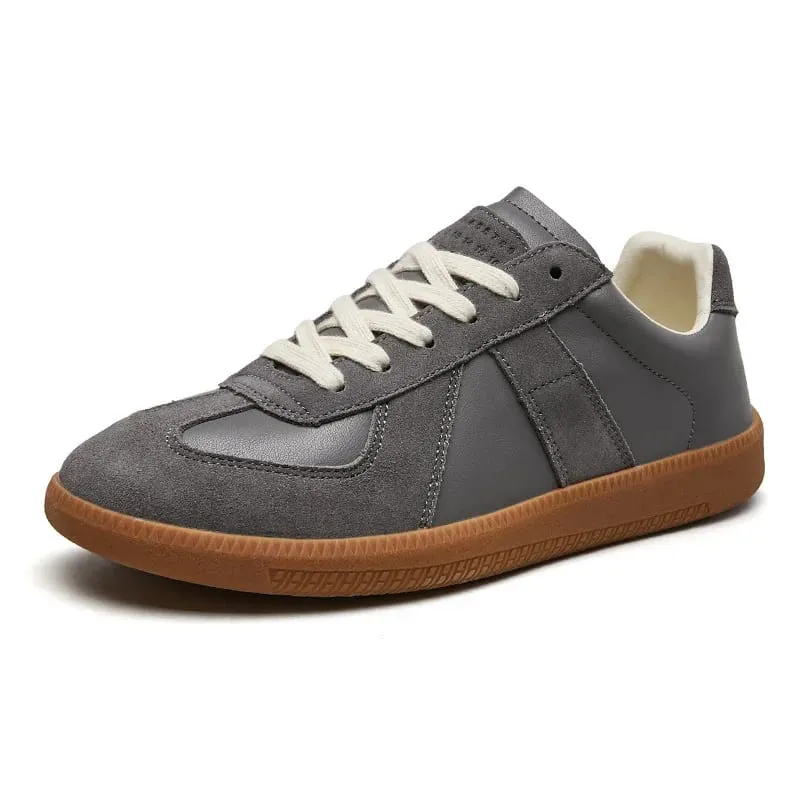 Men Retro Suede Leather Casual Sneakers Lace Up Flat Skate Shoes Comfortable Non Slip Sports Shoes for Men