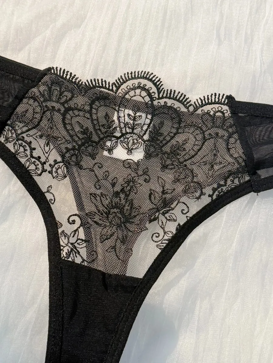 2 pirasong Pambabaeng Lingerie Sets Pambabaeng Berde Komportable Magaang Bow Semi Transparent Lingerie Set — image 3