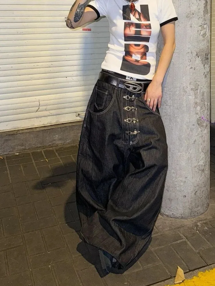 Mens Jeans Harajuku American Vintage Streetwear Buckle Design Curved Denim Pants Loose Fit Wide Leg Silhouette Unisex Fashion