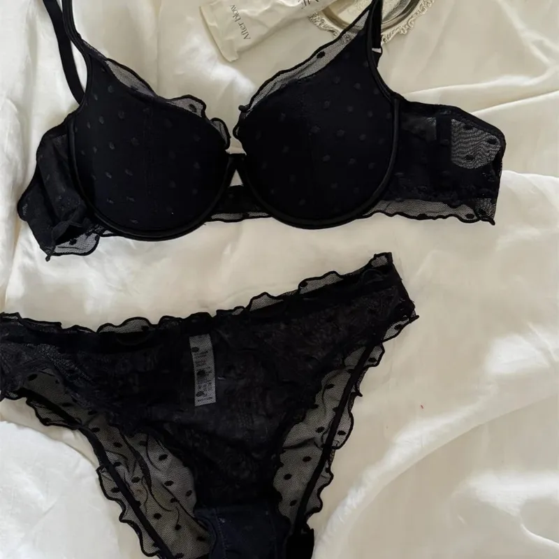 French Thin Cup Women Underwear Sexy Lace Embroidery Bra Set Summer Romantic 4 Color Lingerie Breathable Hollow Push Up Bras