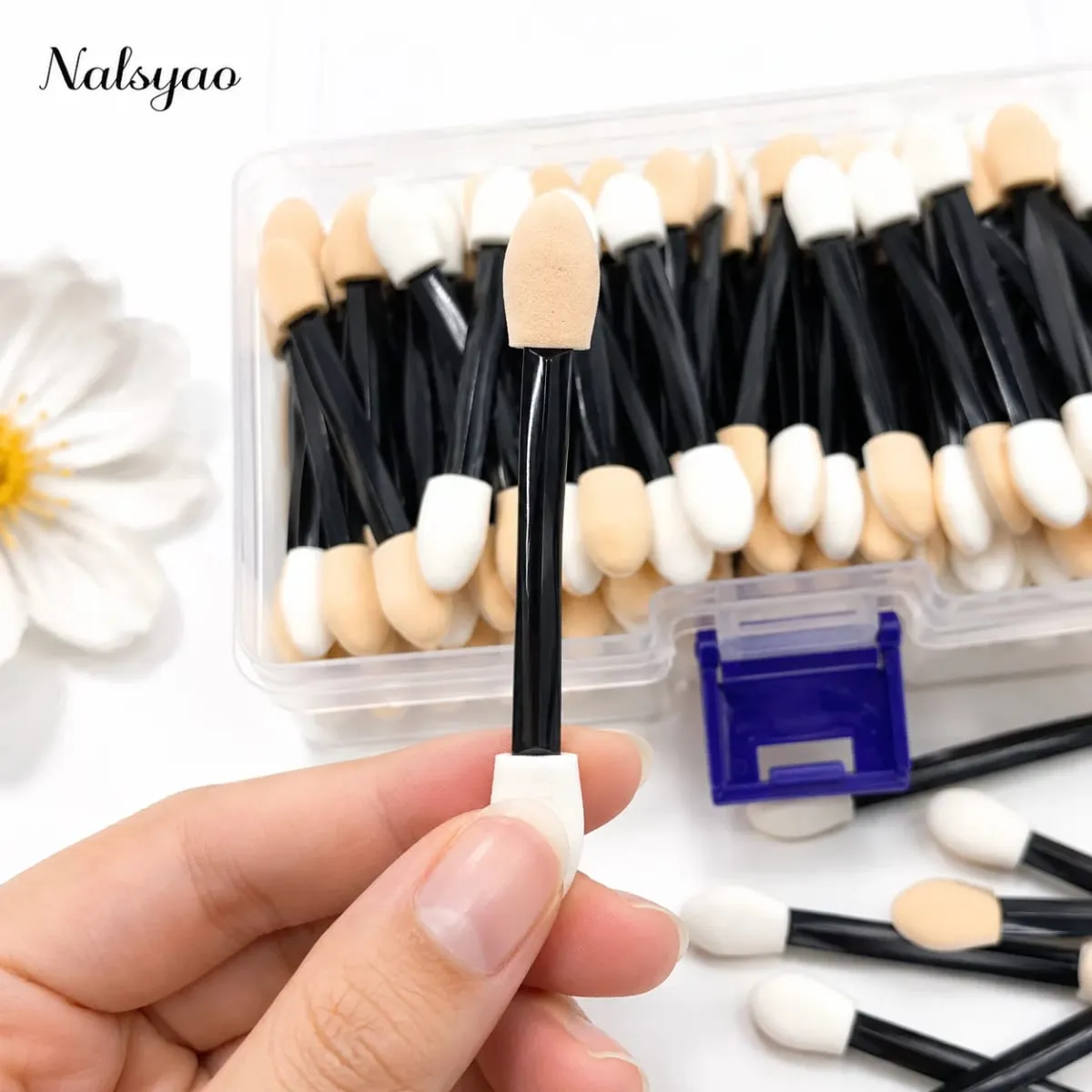 Applicator 50/100/200PCS Disposable Dual Sides Eye Shadow Sponge Applicators with Container Length Eyeshadow Brushes Makeup — image 5