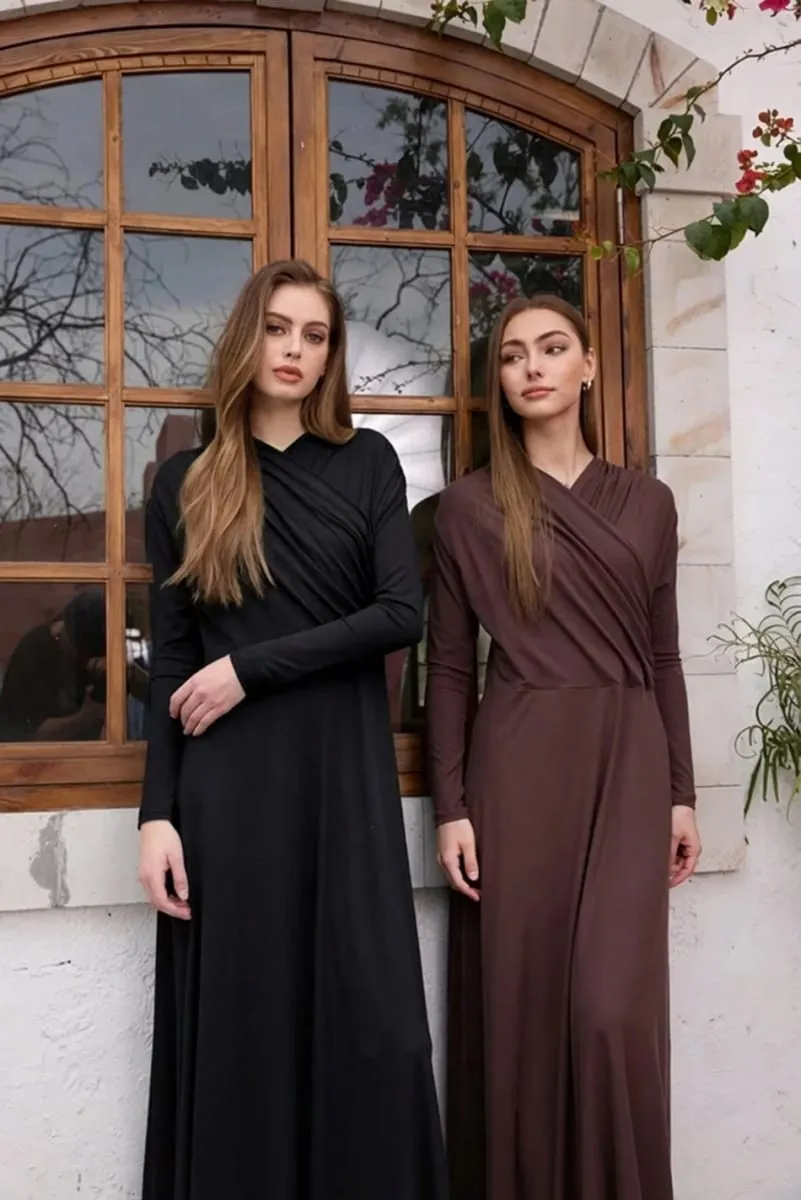 AS SS26 Flowy elegance wrap Maxi dress lightweight fabric flattering dressy woman clothes — image 3