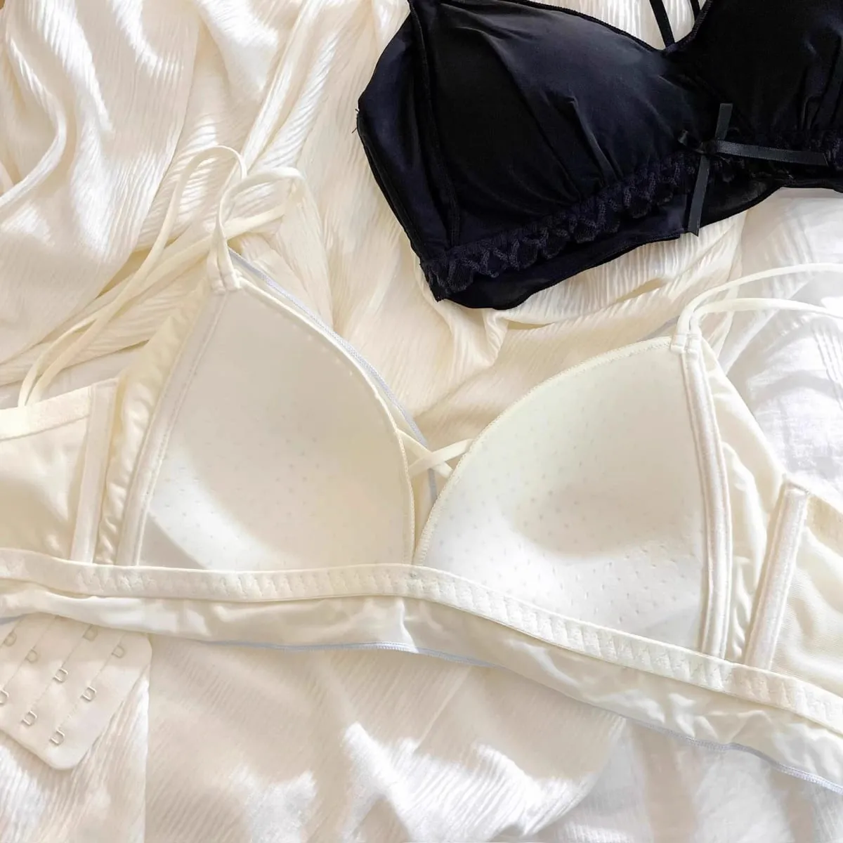Süßes BH-Set für Mädchen mit dünnen französischen Körbchen, ohne Bügel, halterlose kleine Brüste, ohne Bügel — image 4