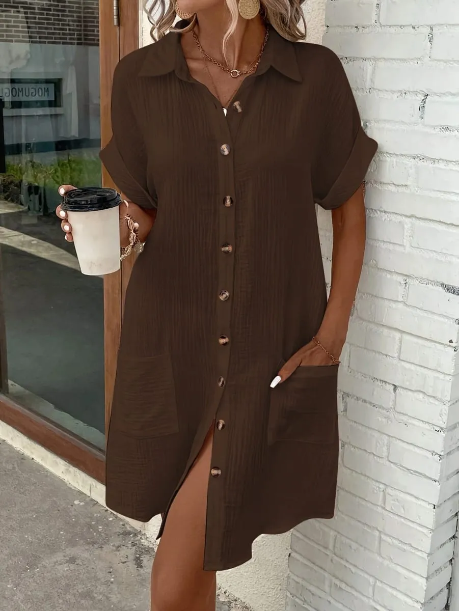 1 Solid-Color Collar Short-Sleeve Women's Dress with a Single Row of Buttons Simple and Convenient Pocket Design.