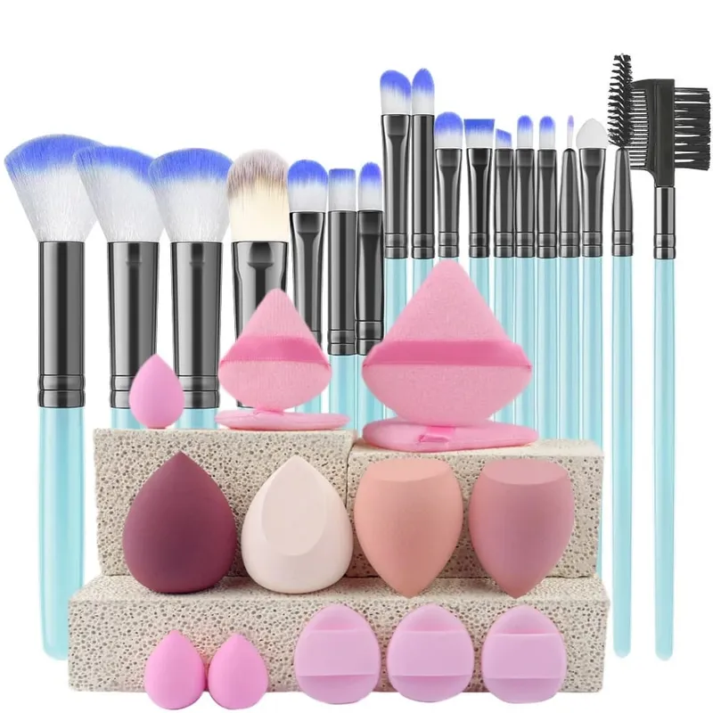 18PCS Women's Makeup Brushes Set - Eye Shadow Foundation Blush Cosmetic Brushes Soft Make up Tools with Storage Bag — image 18