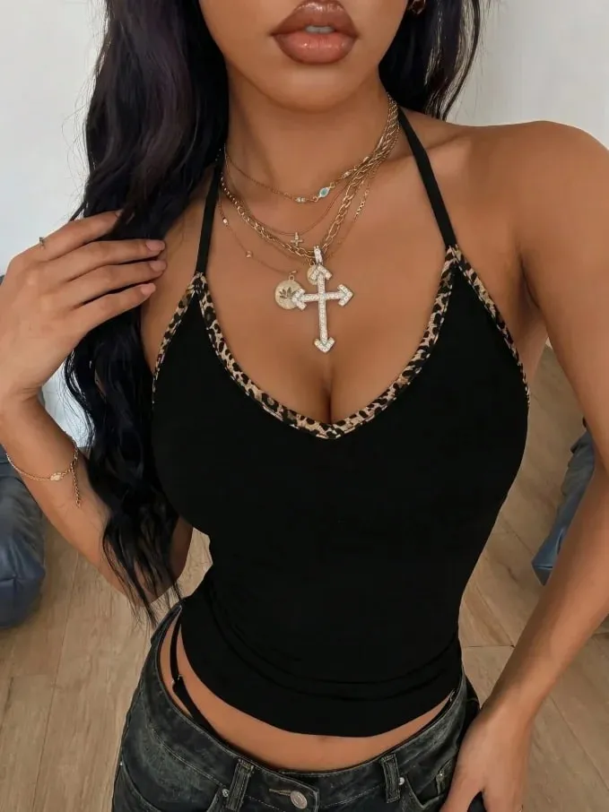 Women Halter V Neck Leopard Print Trim Slim Fit Solid Black Sleeveless Crop Camisole 2026 Summer Y2K Streetwear Going Out Casual — image 3