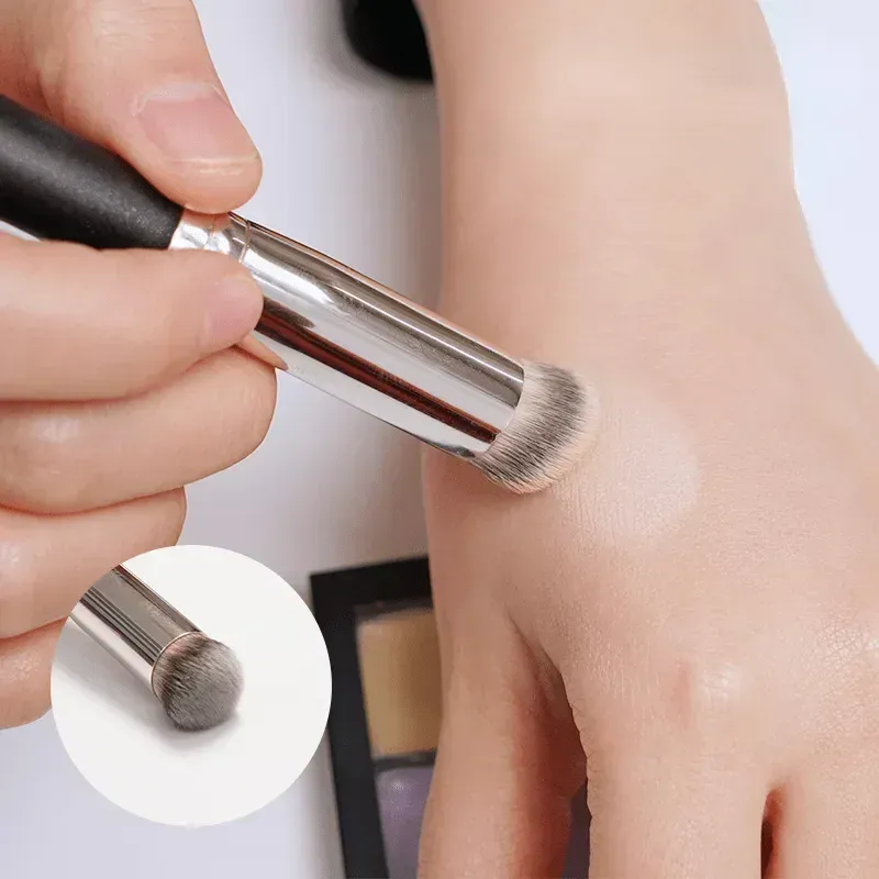 Makeup Brush-Foundation Concealer Brush Premium Contour Blusher Brushes Flawless Under Eye Dense Face Makeup Brush for Blending — image 2