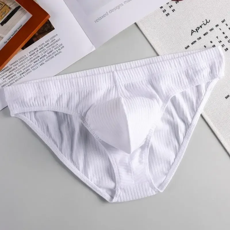 Sexy breve masculino com nervuras de algodão respirável confortável absorção de suor roupa interior esportiva juventude cintura baixa u bolsa convexa underpant