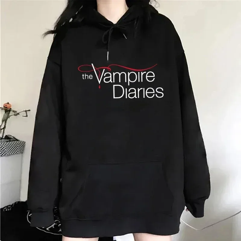 2026 Nyhet The Vampire Diaries Tryck Luvtröja Kvinnor Män Casual Toppar Höst Och Vinter Sweatshirts Långärmad Harajuku Pullover — image 10