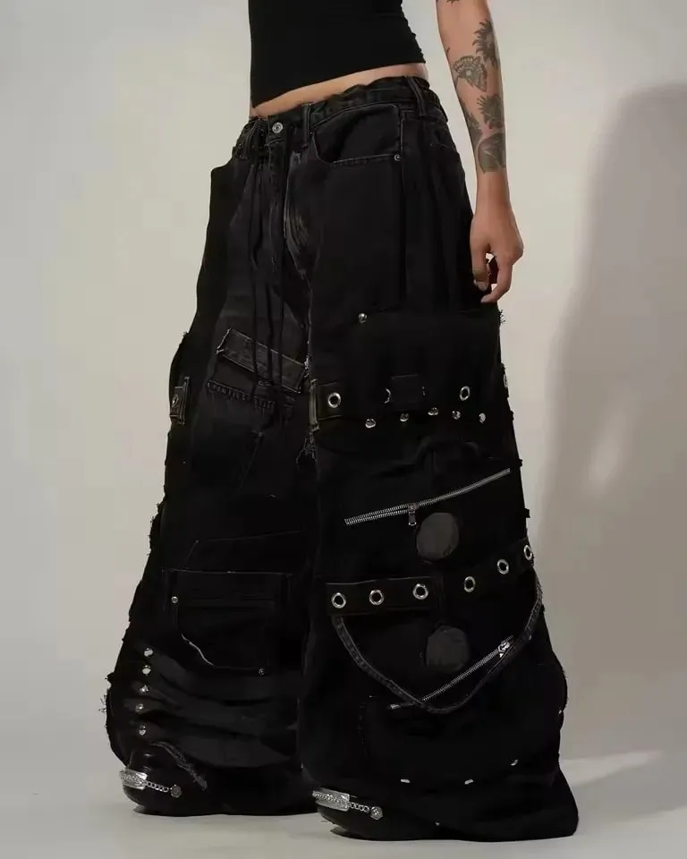Streetwear Casual Black Cargo Jeans Men Heavy Buckle Strap Stud Zip Pocket Distressed Oversized Wide Leg Fashion Pants Y2K