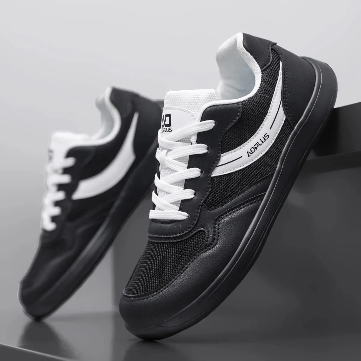 Unisex Casual Sports Sneakers Wide Fit Wide Toe Box Lightweight Breathable Comfortable Outdoor Walking Shoes For Men Women — image 4