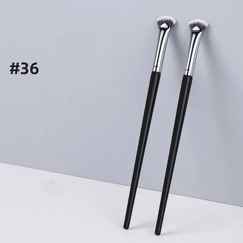 New Fan-shaped Eyelash Brush Soft No Shedding Professional Beauty Eyelash Makeup Brushes Mascara Highlighter Powder Smudge Tool — image 4