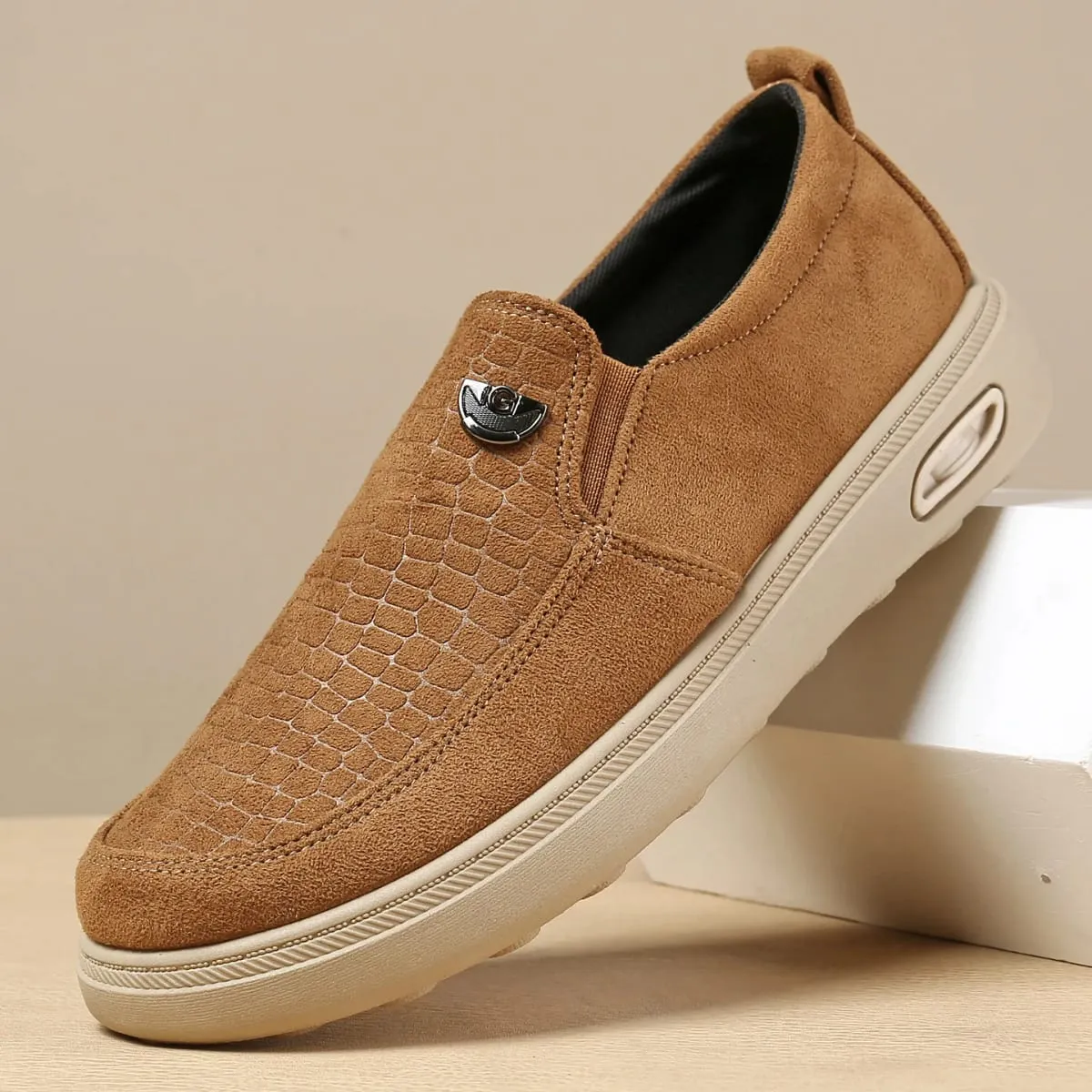 Men's Lightweight Breathable Casual Shoes Summer New Versatile Single Foot Outdoor Wear-Resistant Soft Sole Comfortable Footwear — image 3