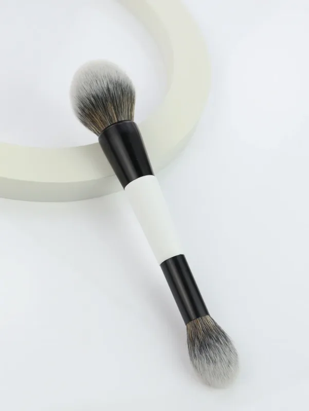 Double Head Makeup Brushes 2 In 1 Flat Angled Foundation Concealer Contour para sa Blending Loose Powder Liquid Cream Cosmetic Tools