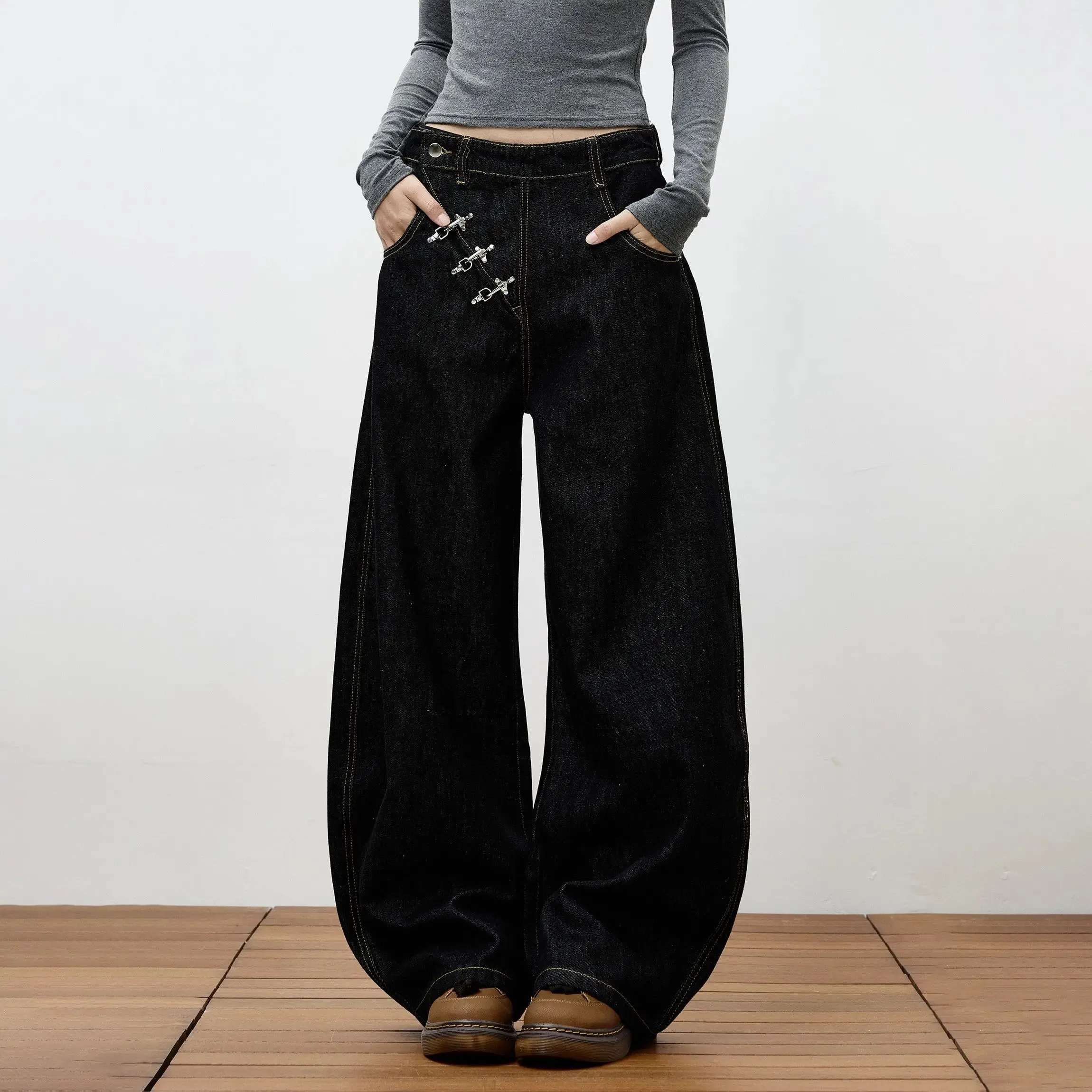 High Retro Hip Hop Wide Leg Raw Denim Jeans Women Airplane Buckle Design Curved Hem Floor Length Jeans Streetwear Daily Clothes — image 3