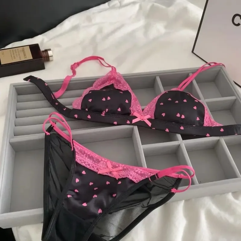 セクシーな New French Style Satin Lace Bra Panty Set Wireless Thin Triangle Cup Sweet Lingerie For Small Bust Young Ladies Size 32‑38 — image 3