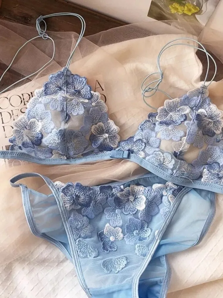 Set Lingerie Ceruk Perancis Bra Nirkabel Cup Segitiga Jaring Bordir Bra Nyaman Seksi Tipis Berenda Retro USA Tushy MOYISU — image 5