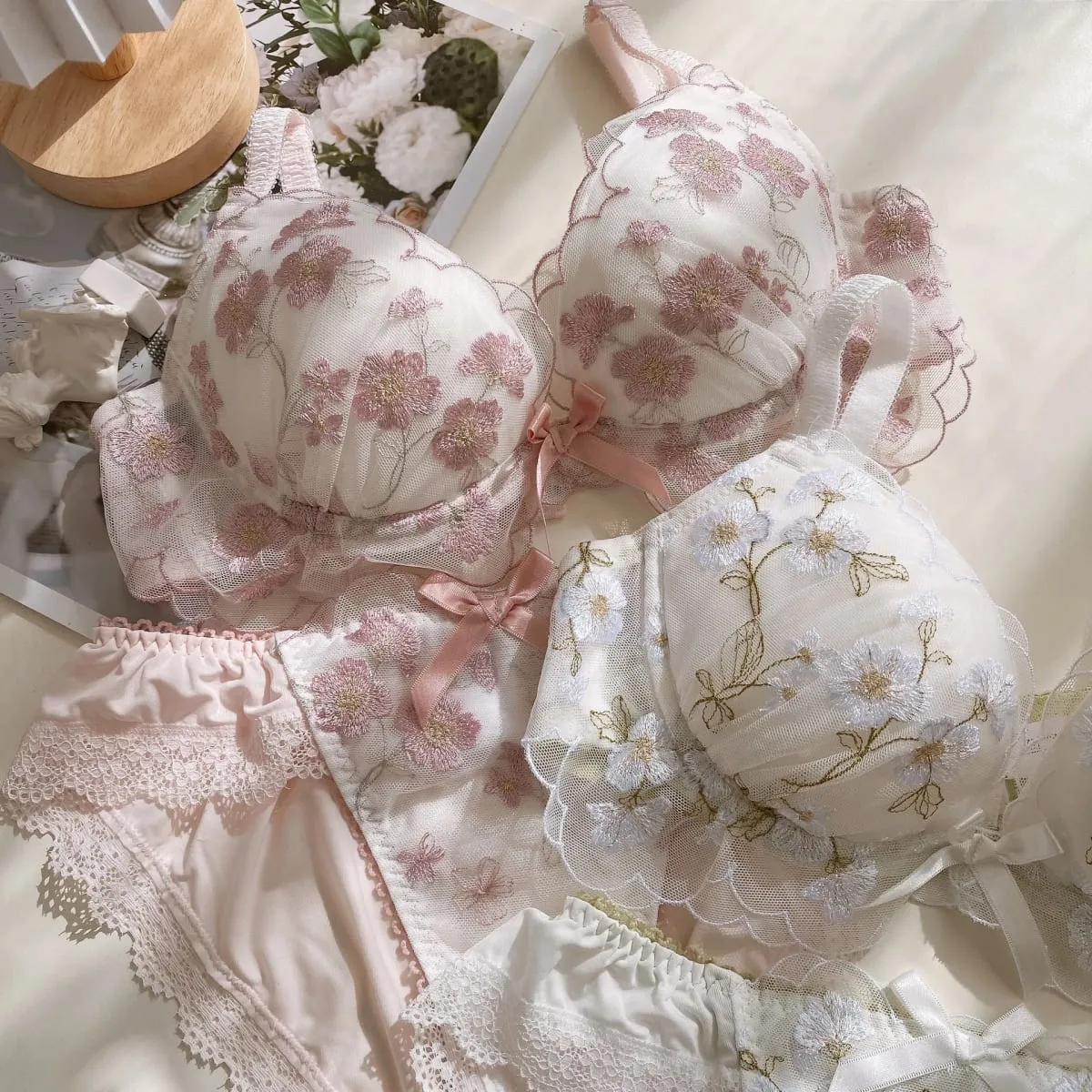 Fata sezione sottile lingerie da donna reggiseno in pizzo ricamato di grandi dimensioni set reggiseno intimo da donna con cuore di pollo basso raccolto — image 7