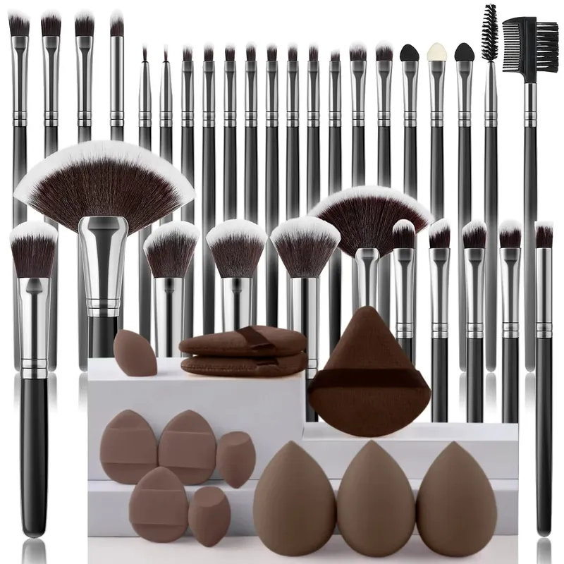 32Pc Makeup Brush Set Cosmetic Tools for Powder Eye Shadow Foundation Blush Blending Beauty Makeup Brush Kit for Makeup Starters — image 16
