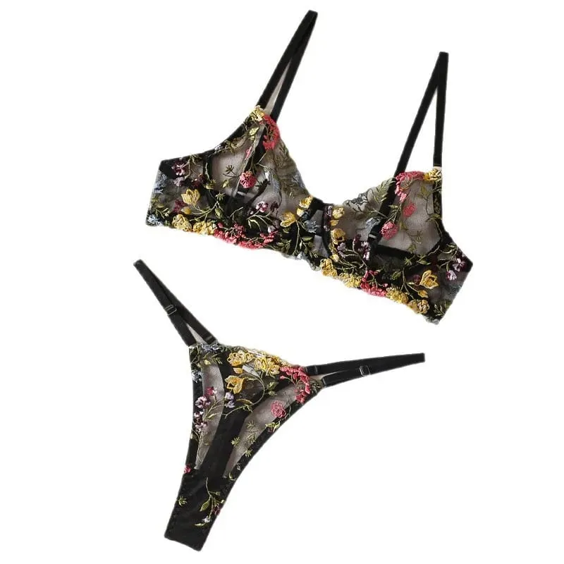 Embroidered Floral Contrast Lingerie Set with Underwire Bra and Thong