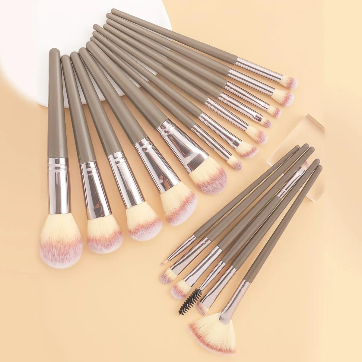 39Pcs Makeup Kit 18Pcs Brushes & Beauty Accessories Soft Bristle For Full Face Home Travel Cosmetic Set — image 2