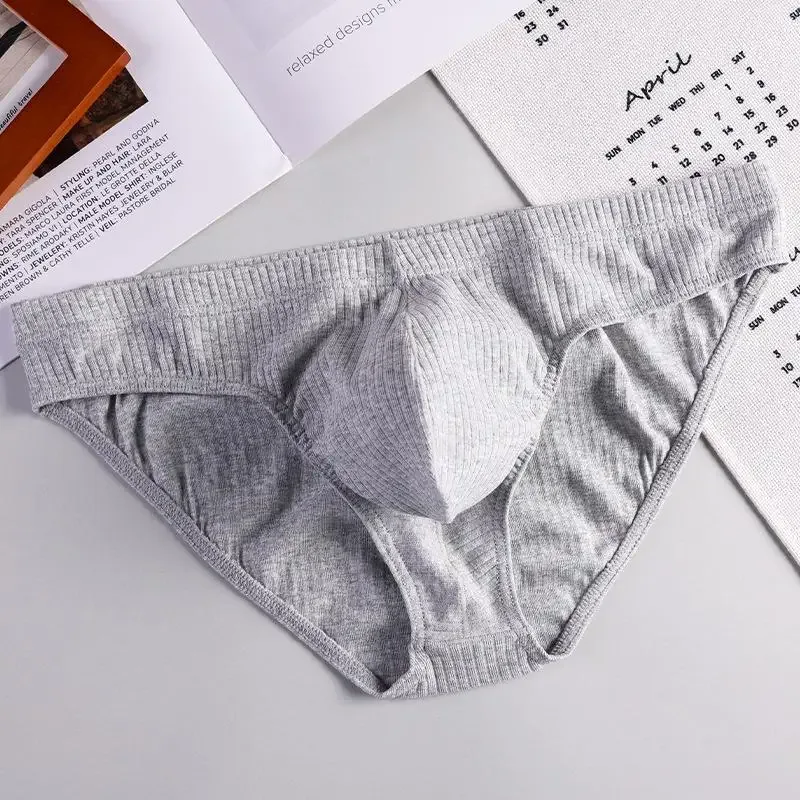 Sexy breve masculino com nervuras de algodão respirável confortável absorção de suor roupa interior esportiva juventude cintura baixa u bolsa convexa underpant — image 2