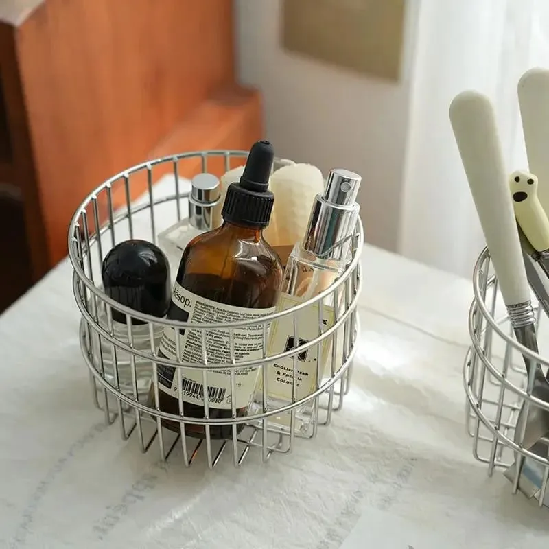 Stainless Steel Round Makeup Brushes Storage Basket Cosmetic Tools Organizer Multifunctional Perfume Lipstick Makeup Tool Holder — image 5