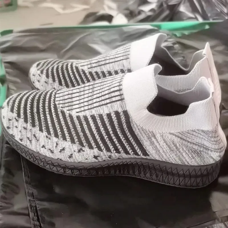 Breathable Men Casual Shoes Lightweight Outdoor Male Walking Shoes Anti-slip Men's Sneakers Slip on Flats Vulcanized Shoes — image 6