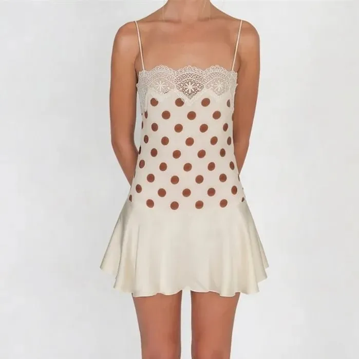 Mulheres y2k bolinhas cami vestido renda guarnição cinta de espaguete cetim plissado bainha bodycon mini vestido verão casual streetwear — image 8