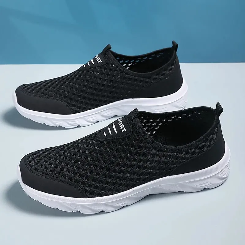 Sapatos casuais masculinos leves respirável deslizamento em tênis casuais masculinos anti-deslizamento sapatos de caminhada ao ar livre tamanho 39-46 — image 1