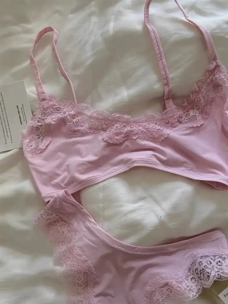 Pink Lace Bra Set Woman Adjusted-strap Seamless Bras+sexy Low Waist Panties Solid Simple Sweet High Elasticity Lingerie Sets New